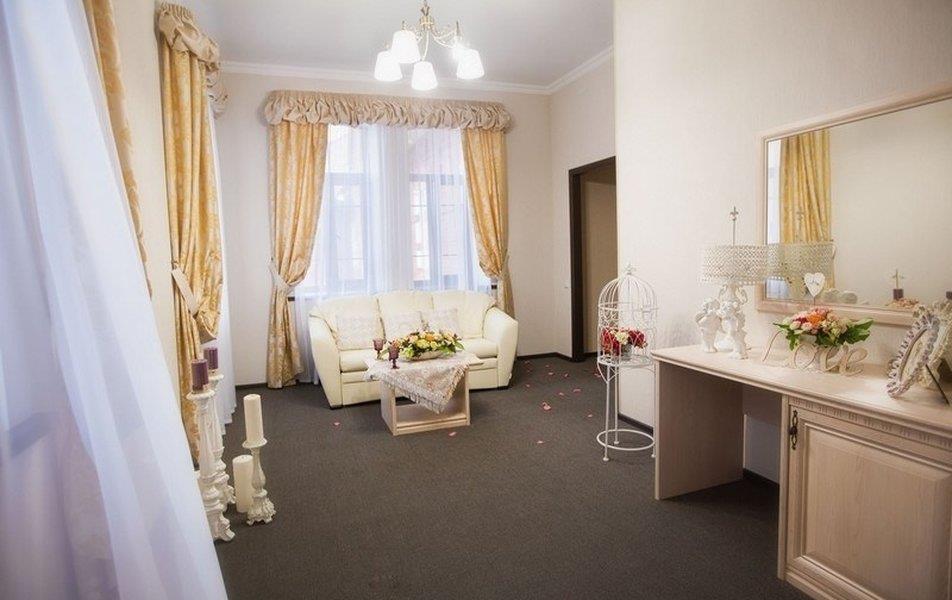 Малиновая Слобода 3*