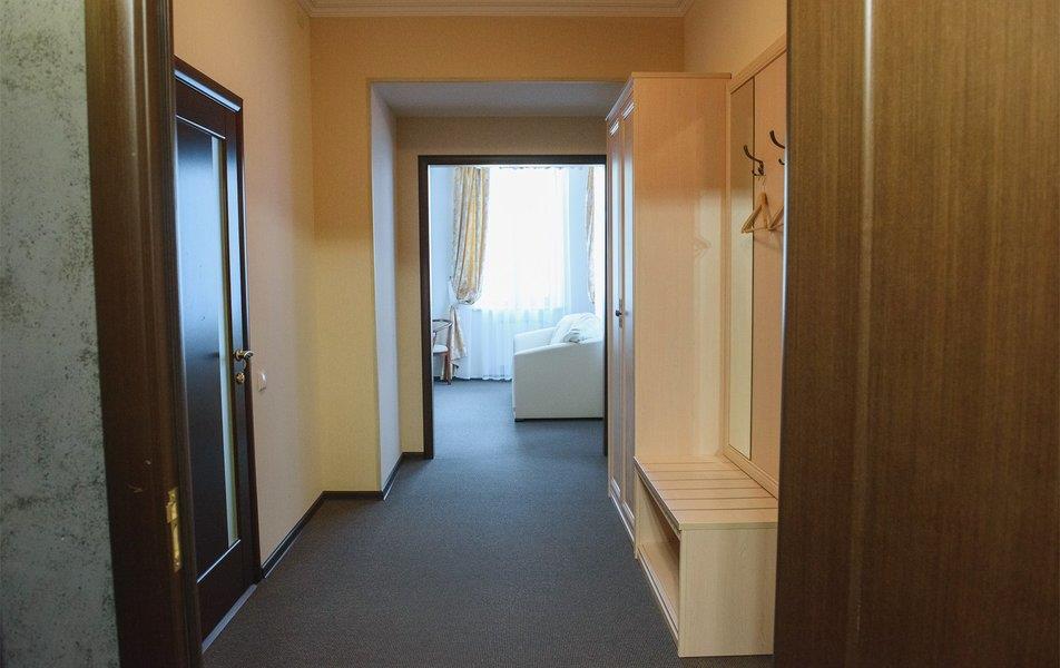 Малиновая Слобода 3*