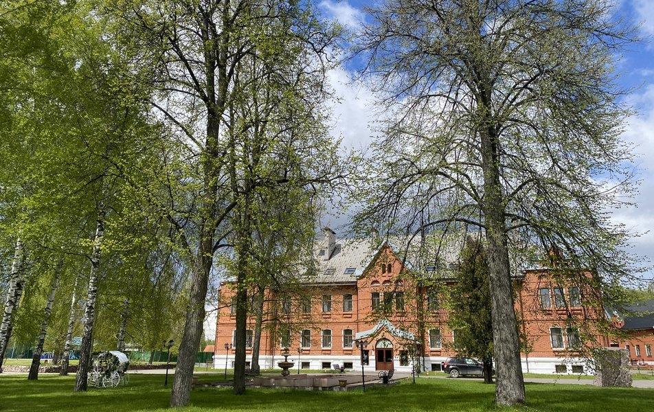 Малиновая Слобода 3*