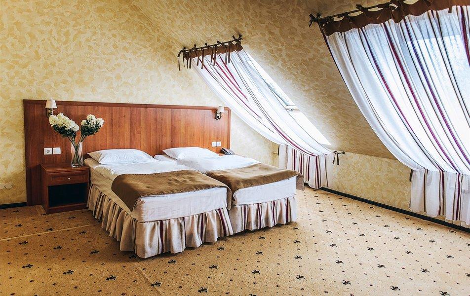 Малиновая Слобода 3*