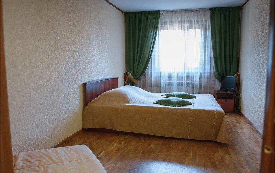 Малиновая Слобода 3*