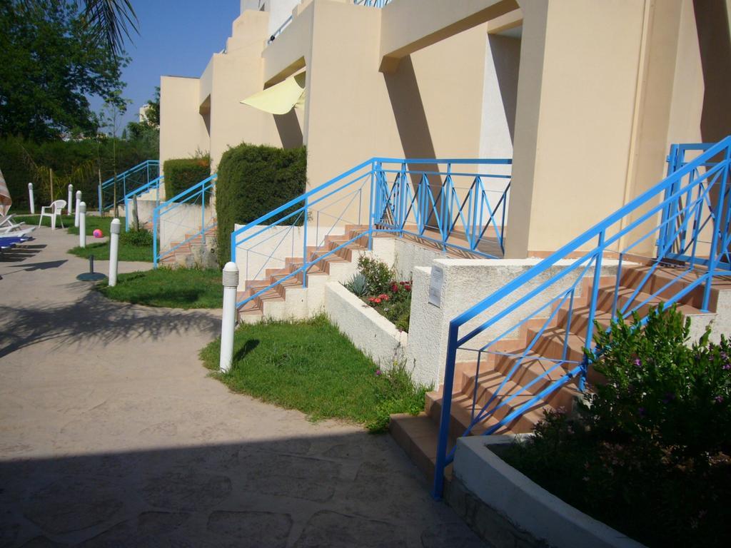 Blue Oasis Gardens 3*