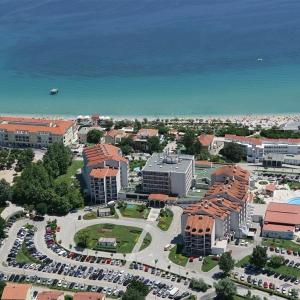 отель Corinthia Baska Sunny Hotel by Valamar