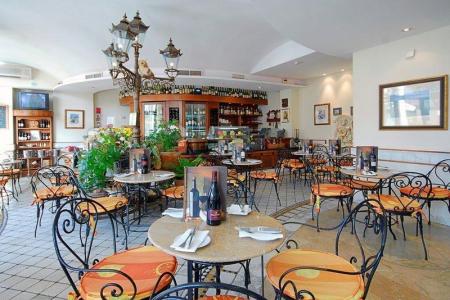 Marina Hotel Corinthia Beach Resort 