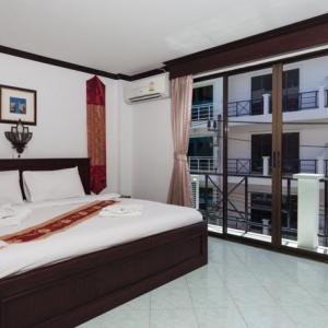 отель The Little Moon Residence