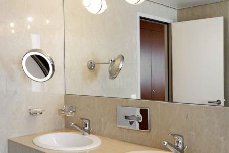 Отель Cornavin в Женева - Швейцария