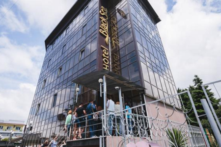 Отель Black Sea Hotel (ул. Ленина) в Адлер - Россия