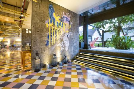 Отель Tijili Hotel Seminyak в Кута - Индонезия