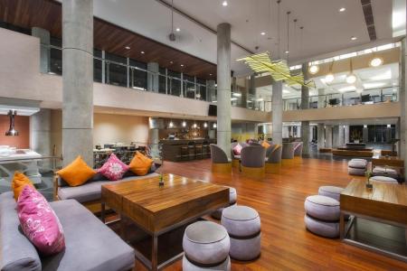 Отель Hilton Garden Inn Bali Ngurah Rai Airport в Кута - Индонезия