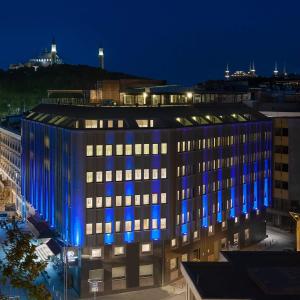 отель DoubleTree by Hilton Hotel Istanbul - Sirkeci