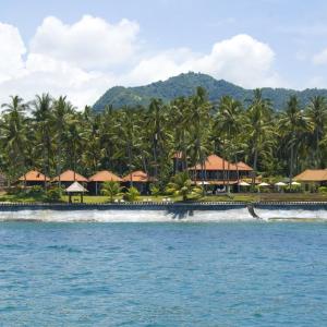 отель Sea Breeze Candidasa