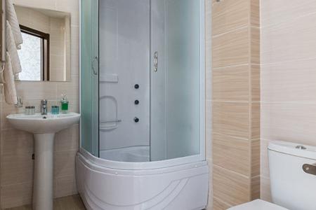 Отель Анатоль в Сириус - Россия