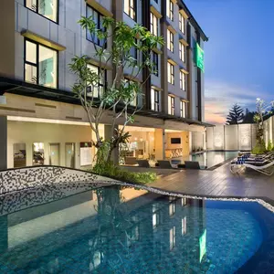 отель Kamaniiya Petitenget Seminyak