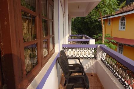 Отель OYO 22847 Lobo's Guest House в Кавелоссим - Индия