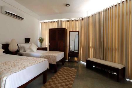 Отель Rock Fort Hotel & Spa в Унаватуна - Шри-Ланка