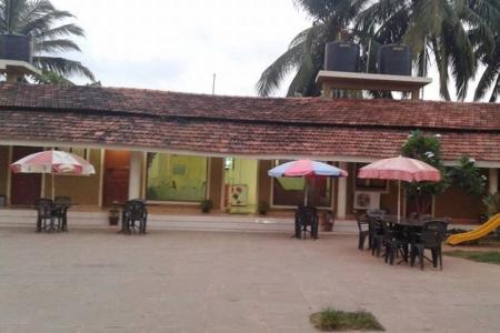 Отель Clinton Guesthouse в Колва - Индия