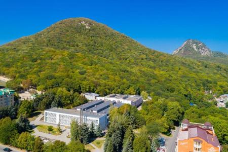 Отель Альянс Пансионат в Железноводск - Россия