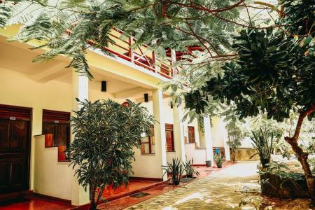 Surf Sea Breeze Hotel