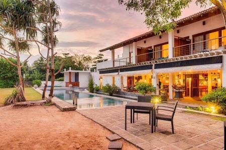 Отель Lantern Boutique Hotel в Мирисса - Шри-Ланка