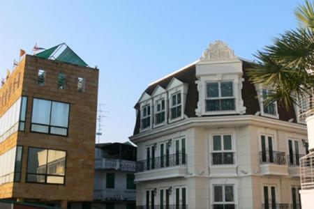 Aurum The River Place