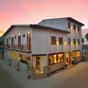 отель WhiteShell Island Hotel & Spa