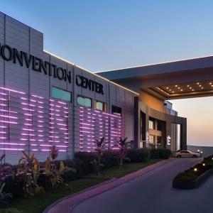 отель Elexus Hotel & Resort & Spa