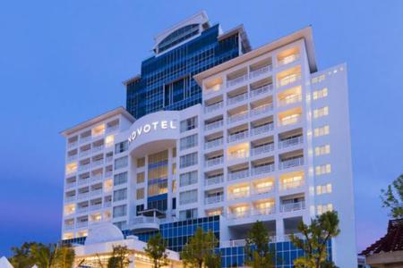 Отель Novotel Phuket City Phokeethra в Пхукет - Таиланд