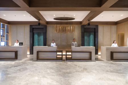 Отель Phuket Marriott Resort & Spa Merlin Beach в пляж Патонг - Таиланд