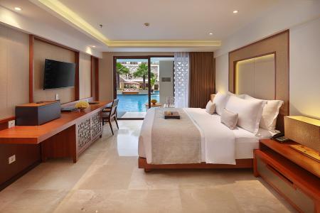 Отель The Bandha Hotel & Suites в Кута - Индонезия