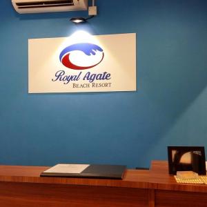 отель Royal Agate Beach Resort