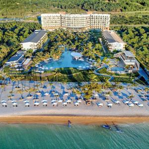 отель Sol by Melia Phu Quoc