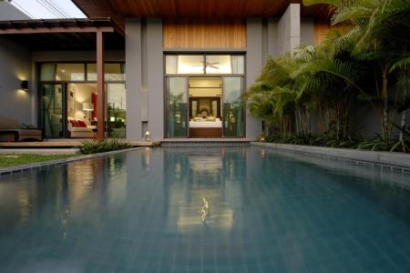 Отель Two Villas Holiday Phuket: Onyx Style Nai Harn Beach в пляж Най Харн - Таиланд