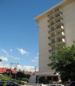 Courtleigh Hotel and Suites