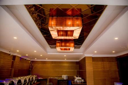 Full Moon Garden Hotel 