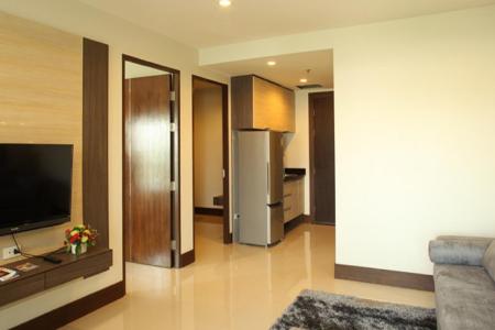 Crystal Suites Suvarnabhumi Airport