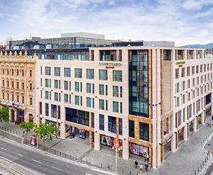 отель Courtyard by Marriott City Center