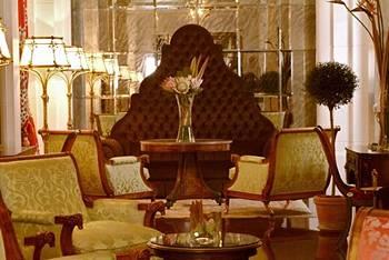 Отель Albani в Рим - Италия