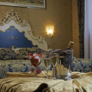 отель Hotel Becher