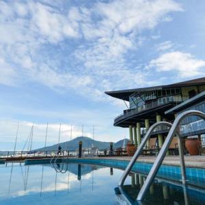 отель Langkawi Yacht Club Hotel