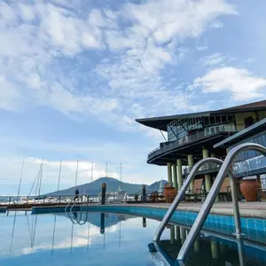 отель Langkawi Yacht Club Hotel