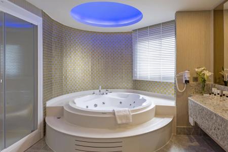 Отель Royal Seginus в Кунду - Турция