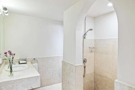 Отель Fanar Hotel & Residences в Салала - Оман