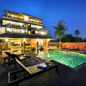 отель Ratana Apart-Hotel at Chalong