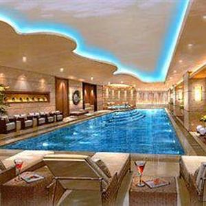 отель Courtyard Marriott