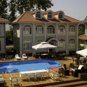 отель Maxx Hotel