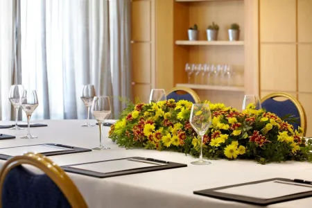 Отель Wyndham Grand Athens в Афины - Греция