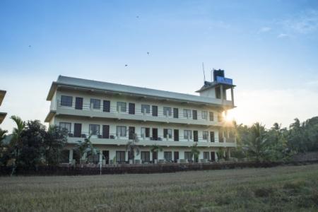 Отель North 39 в Мандрем - Индия