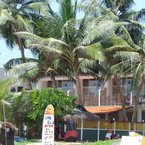 отель Yula Beach Hotel