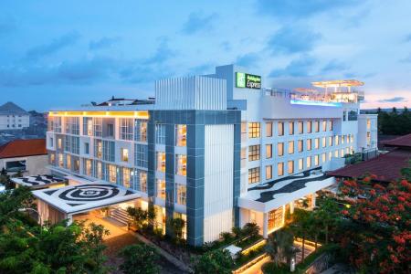 Отель Holiday Inn Express Baruna Bali в Кута - Индонезия