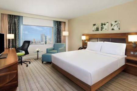 Отель Hilton Garden Inn Ras Al Khaimah в Рас-эль-Хайма - ОАЭ